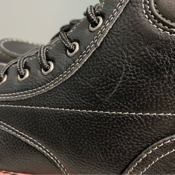 Levi’s Faux Leather Black Hiker Chukka Boots - Picture 3 of 8